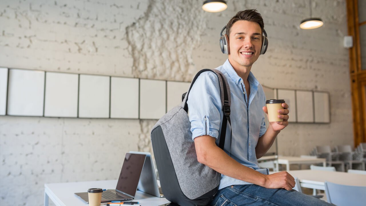 A critical review of mobile learning integration | deutsche akademie für krisenmanagement